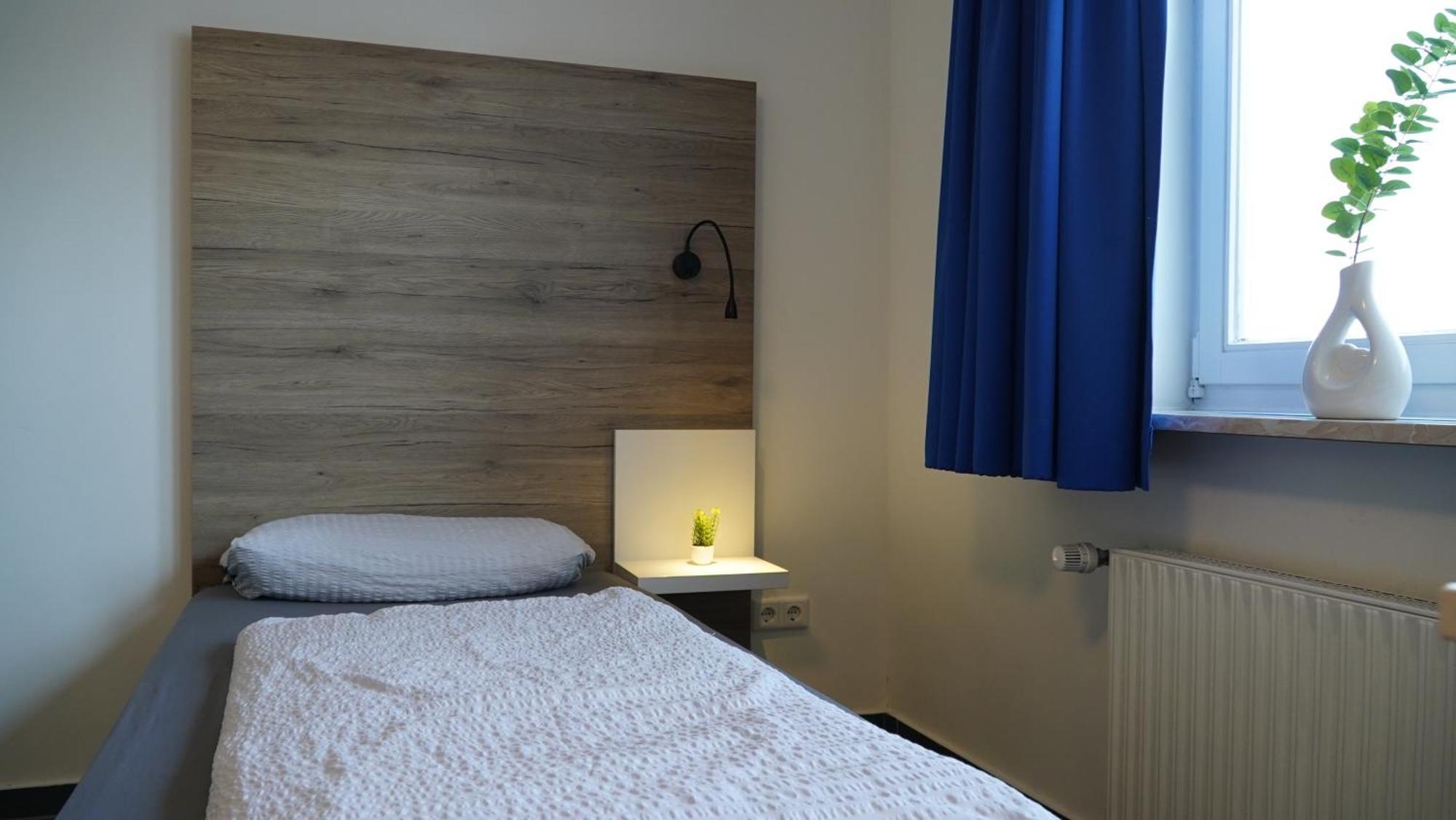 Mk Hostel Oyten - Free Wifi & Parking - 24H Check-In Kültér fotó